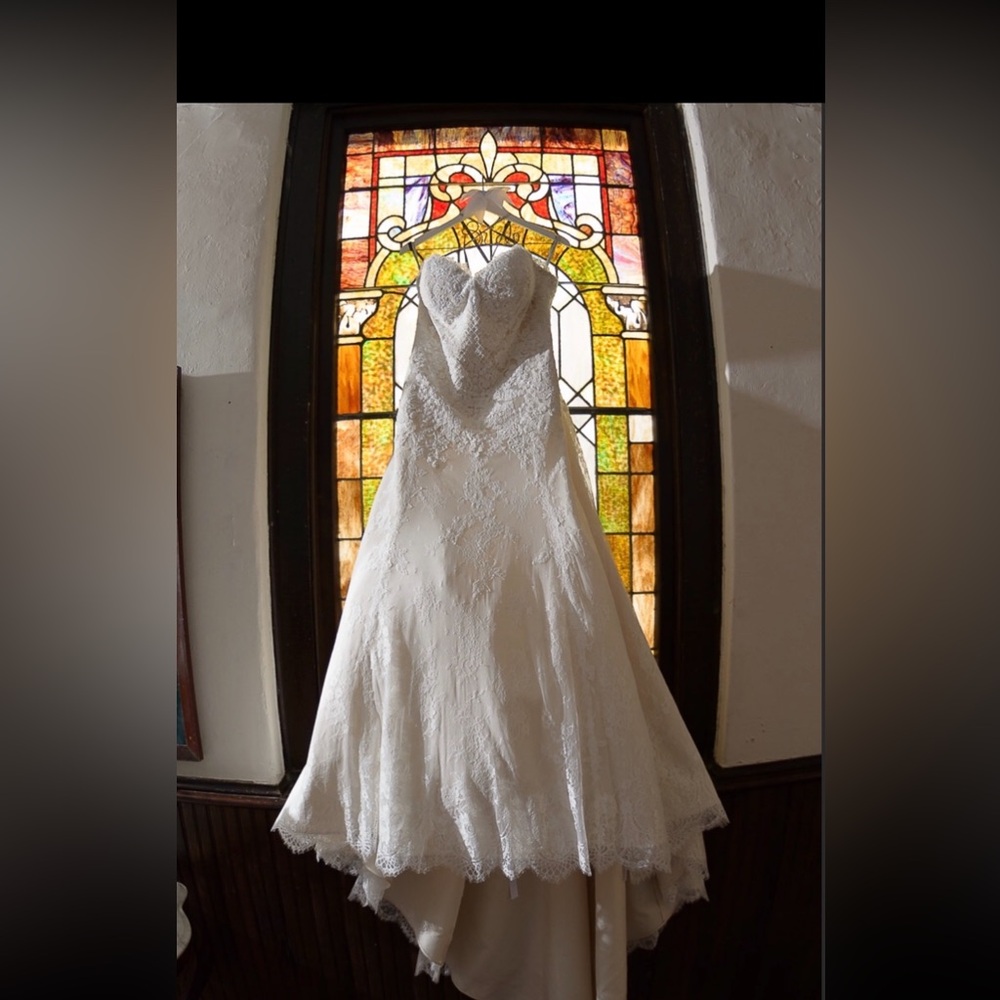 Matthew Christopher Wedding Gown-Plus Size. Accept best offer if below asking.